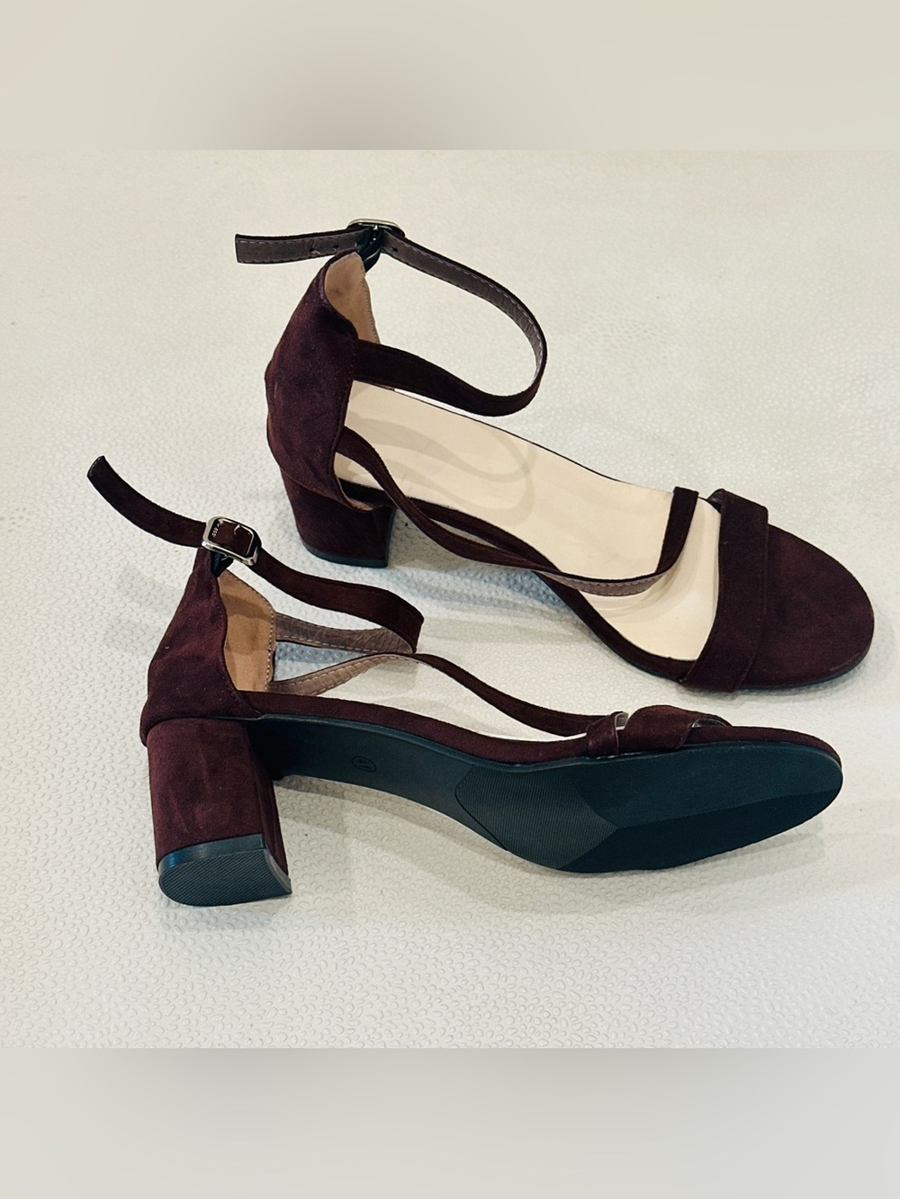 🔥 Suede Ankle-Strap Block Heel Sandals in Dark Brown Size 10